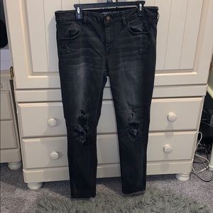 AE Black Distressed Jeans